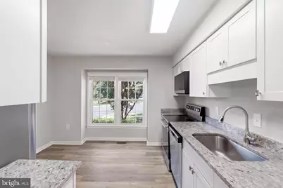 10272 Colony Park Drive, Fairfax, VA 22032 - Photo 13