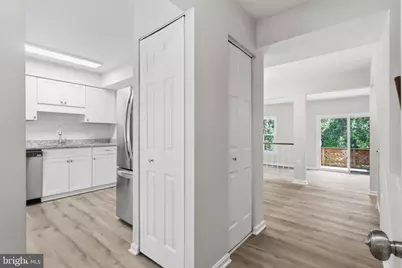 10272 Colony Park Drive, Fairfax, VA 22032 - Photo 5