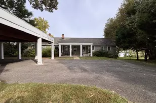3183 Woodland Ln, Alexandria, VA 22309 - Photo 7
