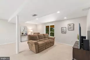 5038 Kenerson Dr, Fairfax, VA 22032 - Photo 37