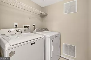 6251 Harbin Dr, Alexandria, VA 22310 - Photo 39