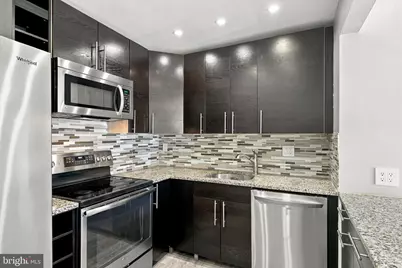 5749 Burke Towne Court, Burke, VA 22015 - Photo 11