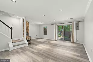 5749 Burke Towne Ct, Burke, VA 22015 - Photo 37