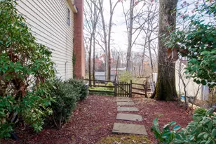 1509 Snughill Ct, Vienna, VA 22182 - Photo 37
