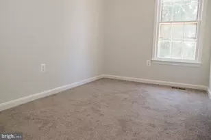 7379 Hidden Knolls Ct, Springfield, VA 22153 - Photo 15