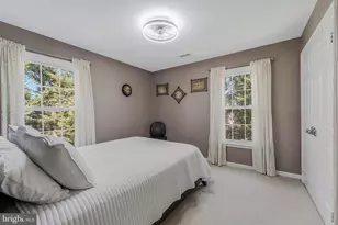 3198 Kinross Cir, Herndon, VA 20171 - Photo 29