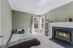 3198 Kinross Cir, Herndon, VA 20171 - Photo 31