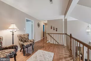 3198 Kinross Cir, Herndon, VA 20171 - Photo 19