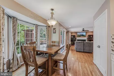 3198 Kinross Circle, Herndon, VA 20171 - Photo 11