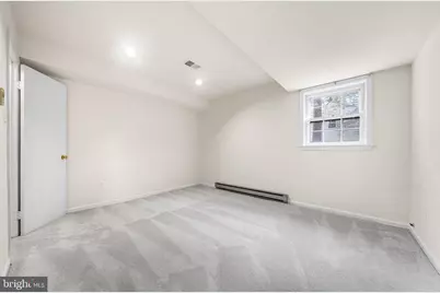 8324 Epinard Court, Annandale, VA 22003 - Photo 31