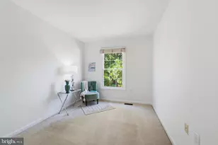 701 Tamani Dr, Herndon, VA 20170 - Photo 25