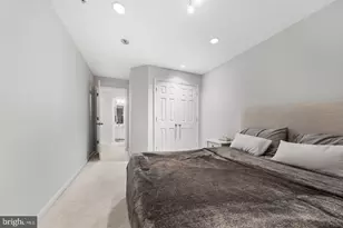 8850 Ashgrove House Ln, Vienna, VA 22182 - Photo 29