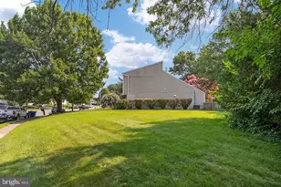 408 Arkansas Ave, Herndon, VA 20170 - Photo 61