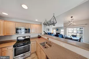 11575 Cavalier Landing Ct, Fairfax, VA 22030 - Photo 17