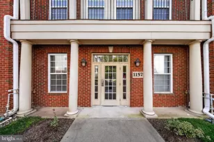 11575 Cavalier Landing Ct, Fairfax, VA 22030 - Photo 3