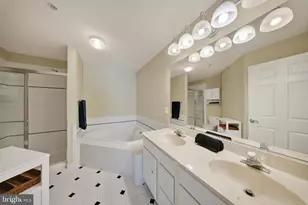 11575 Cavalier Landing Ct, Fairfax, VA 22030 - Photo 29