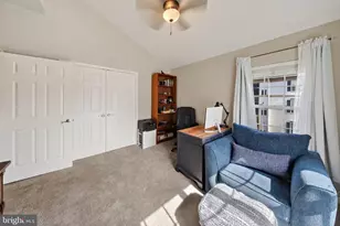11575 Cavalier Landing Ct, Fairfax, VA 22030 - Photo 35