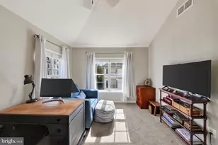11575 Cavalier Landing Ct, Fairfax, VA 22030 - Photo 33