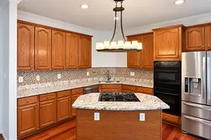 2833 Grace Forest Pl, Vienna, VA 22180 - Photo 9