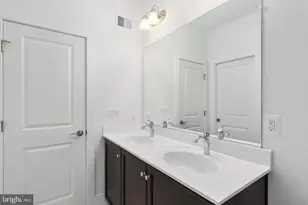 8454 Begonia Ln, Lorton, VA 22079 - Photo 35