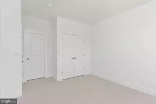 8454 Begonia Ln, Lorton, VA 22079 - Photo 37