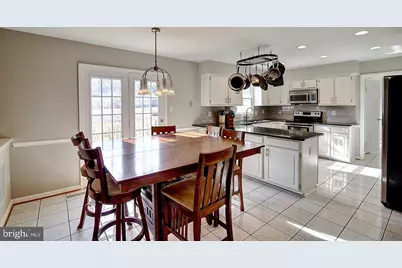 894 Broad Oaks Drive, Herndon, VA 20170 - Photo 3
