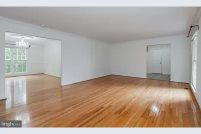 706 Ridge Drive, McLean, VA 22101 - Photo 13