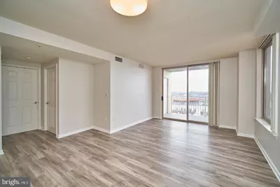 2726 Gallows Road #1009, Vienna, VA 22180 - Photo 5