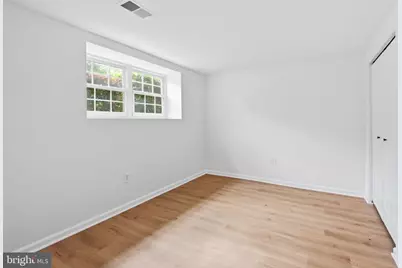 7918 Brunswick Forest Pass, Annandale, VA 22003 - Photo 25
