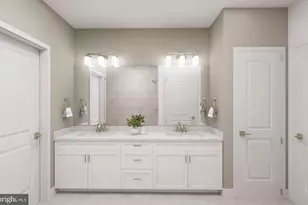 9550 Bastille St, Fairfax, VA 22031 - Photo 11