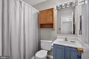 2718 Pembsly Dr, Vienna, VA 22181 - Photo 29