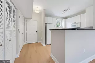 2791 Centerboro Dr, Vienna, VA 22181 - Photo 13