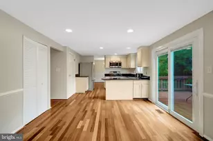 13011 Farthingale Dr, Herndon, VA 20171 - Photo 21