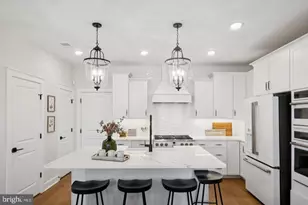 14956 Deco Cir, Chantilly, VA 20151 - Photo 9