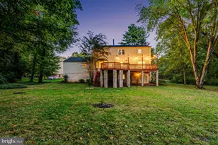1360 Snow Meadow Ln, McLean, VA 22102 - Photo 5