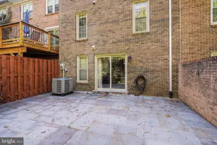 8203 Doctor Craik Ct, Alexandria, VA 22306 - Photo 39