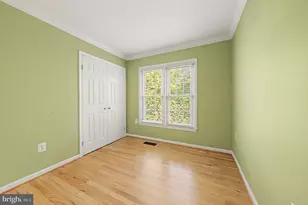 8203 Doctor Craik Ct, Alexandria, VA 22306 - Photo 23