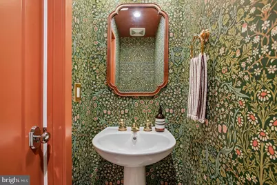 7440 Backett Wood Terrace #503, McLean, VA 22102 - Photo 7
