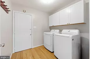 10504 Cowberry Ct, Vienna, VA 22182 - Photo 33