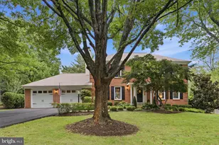 10504 Cowberry Ct, Vienna, VA 22182 - Photo 3