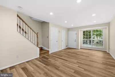 14234 Autumn Circle, Centreville, VA 20121 - Photo 7