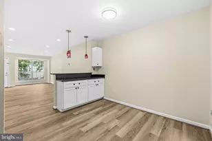 14234 Autumn Cir, Centreville, VA 20121 - Photo 13