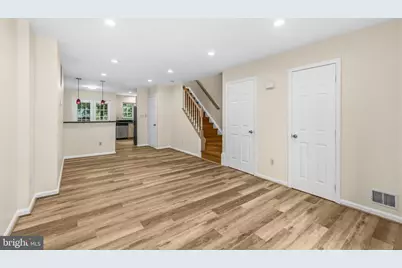 14234 Autumn Circle, Centreville, VA 20121 - Photo 5