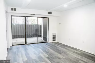625 Center Street #T3, Herndon, VA 20170 - Photo 9