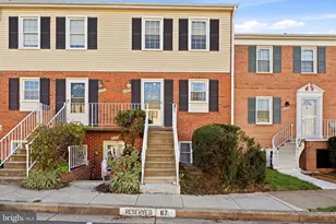 14467 Rustling Leaves Ln, Centreville, VA 20121 - Photo 5
