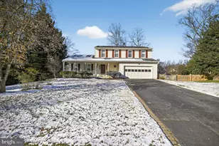 102 Cunningham Park Ct SE, Vienna, VA 22180 - Photo 1