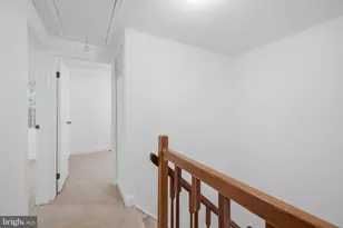 5806 High Bluff Ct, Burke, VA 22015 - Photo 15