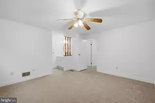 5806 High Bluff Ct, Burke, VA 22015 - Photo 25