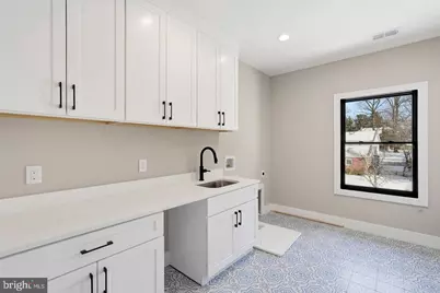 6913 Berkeley Street, Falls Church, VA 22043 - Photo 39