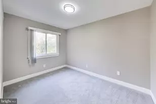 8000 Chanute Pl, Falls Church, VA 22042 - Photo 17